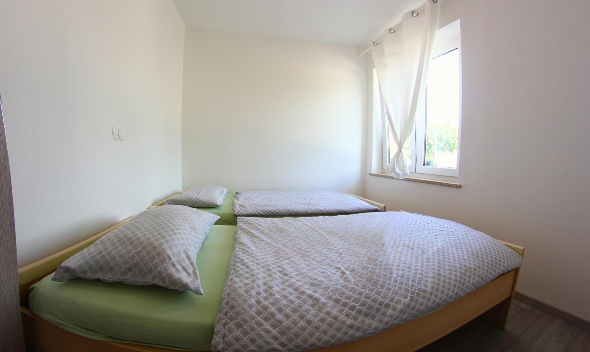 Apartments Goltes Lovrečica Buitenkant foto