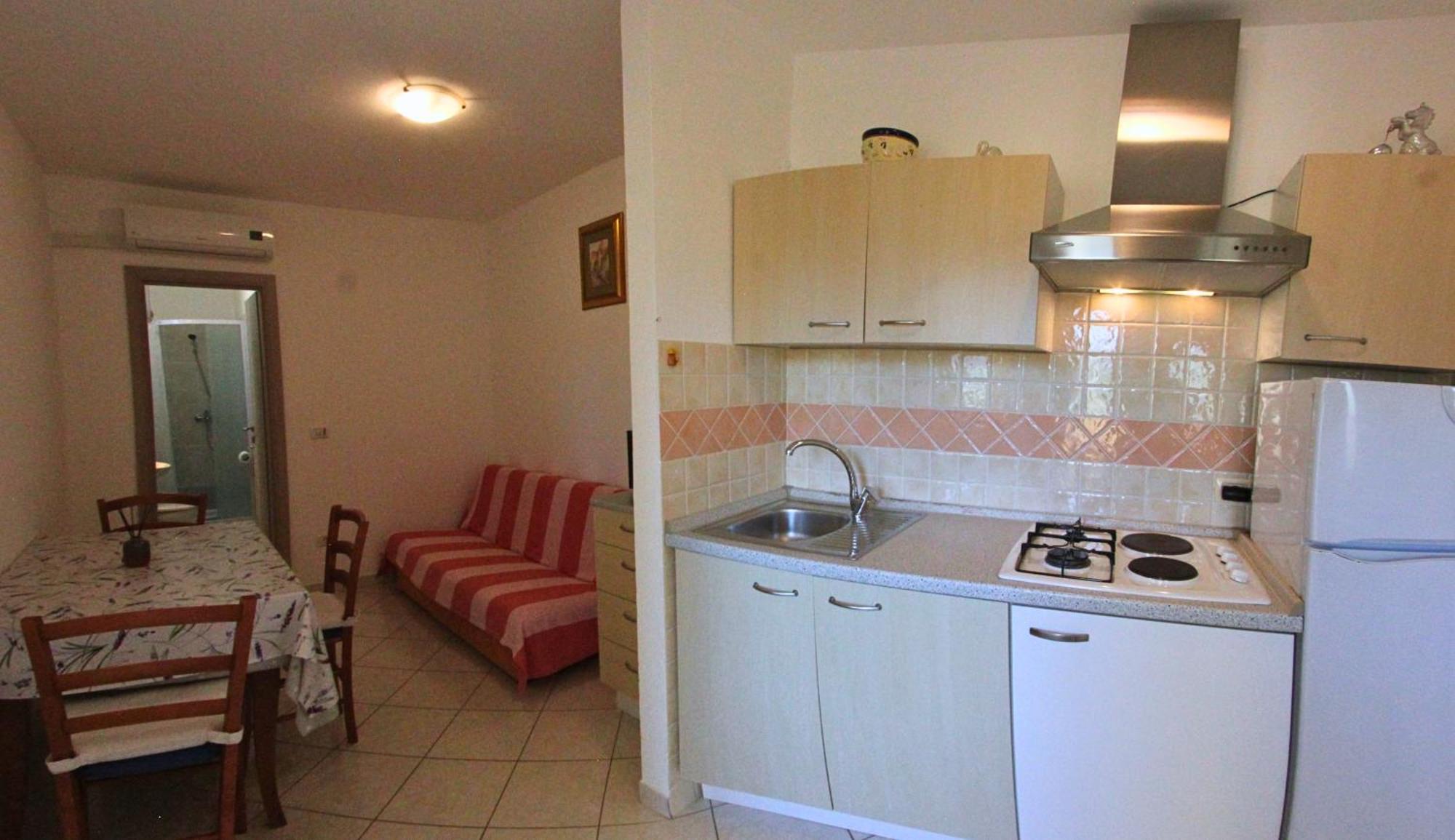 Apartments Goltes Lovrečica Buitenkant foto